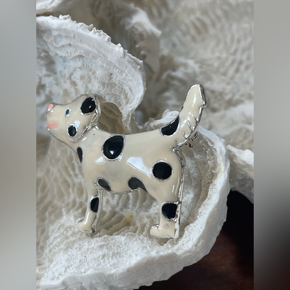 Vintage Dalmatian Dog Enamel Black and White AAi signed Brooch - Picture 3 of 9